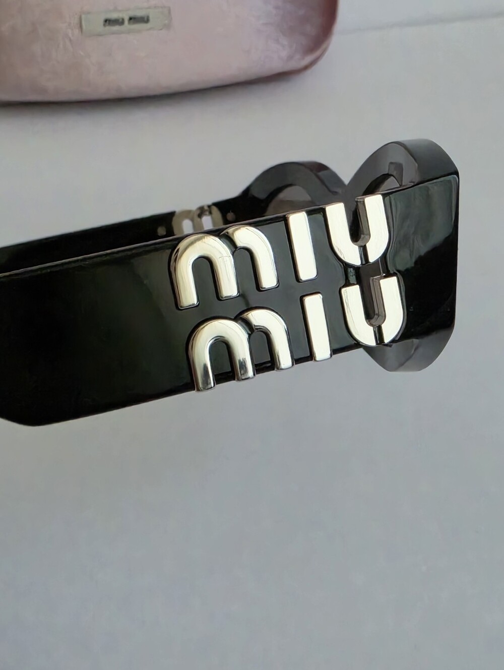 Miu Miu Glimpse SMU11W Sunglasses - Picture 4 of 10